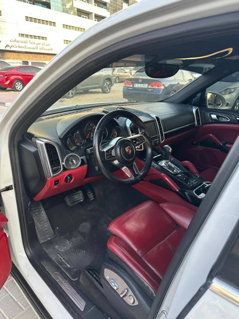 2016 Porsche Cayenne in Dubai