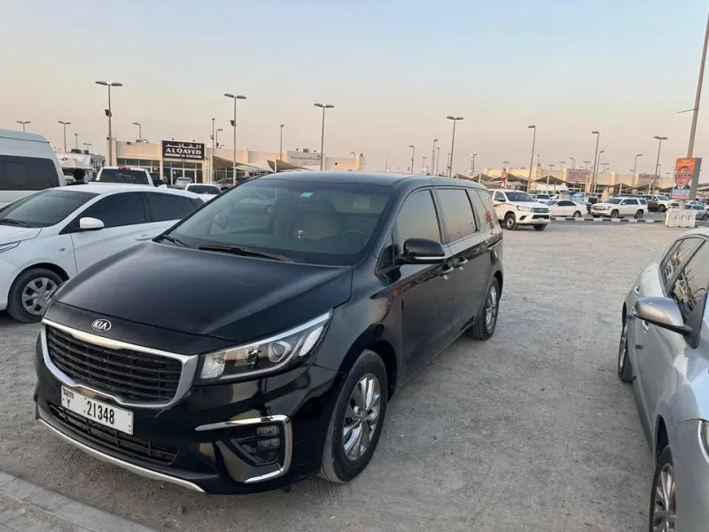 2019 Kia Sedona in Dubai