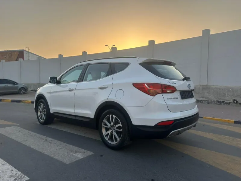 2014 Hyundai Santa Fe in Dubai