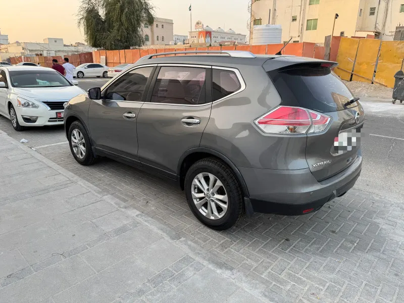 2015 نيسان اكس تريل in Dubai