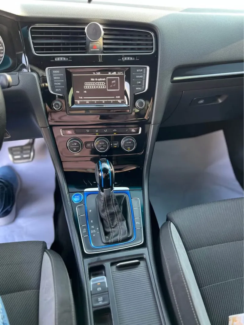 2015 Volkswagen Golf in Dubai