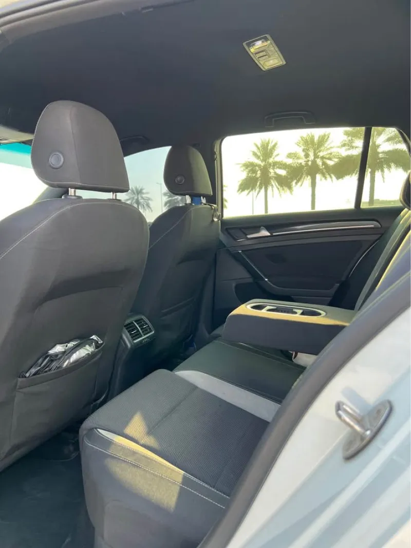 2015 Volkswagen Golf in Dubai