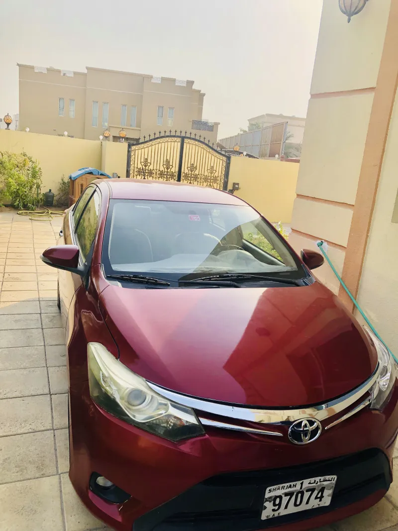 2017 تويوتا ياريس in Dubai