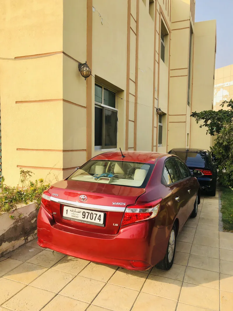 2017 تويوتا ياريس in Dubai