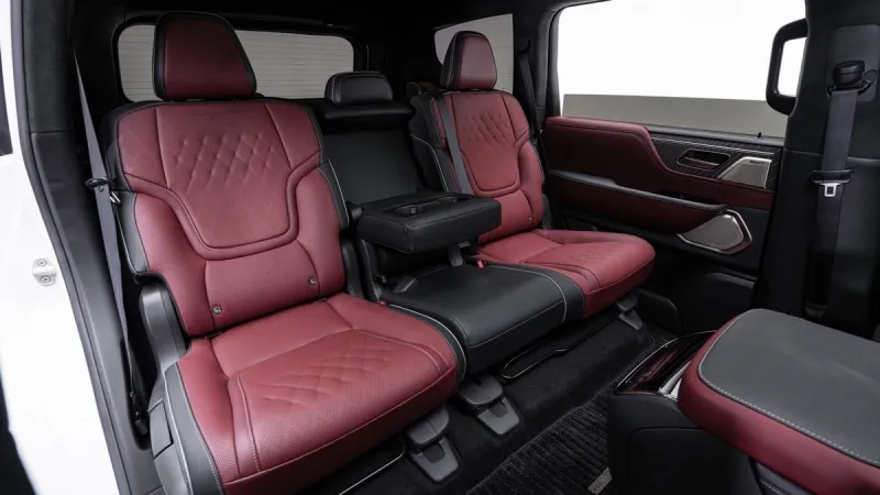 2025 Infiniti QX80 in Dubai