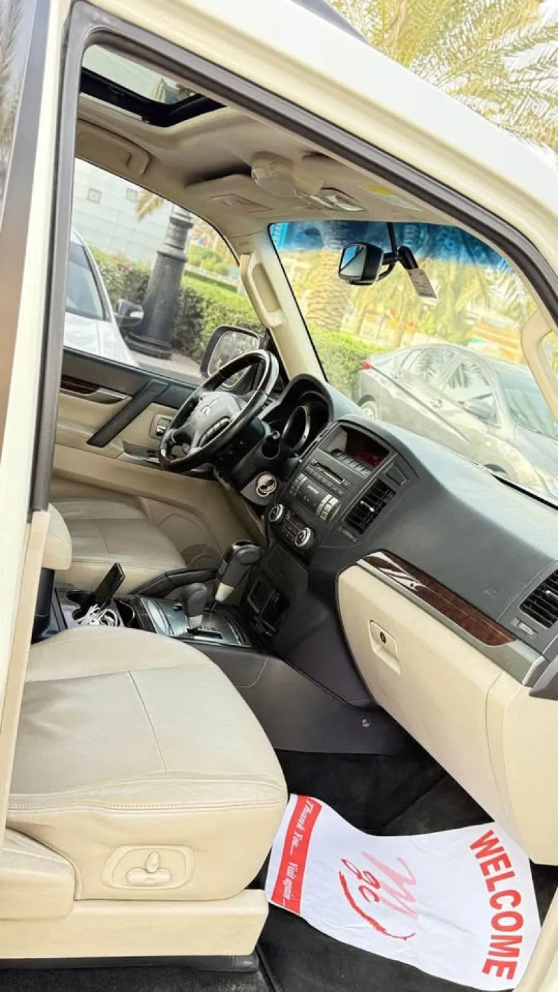 2012 Mitsubishi Pajero in Dubai