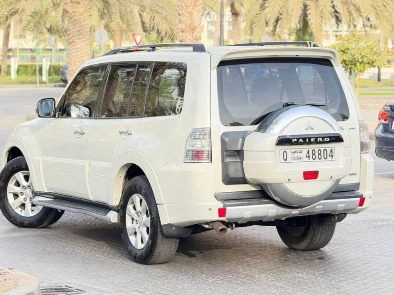 2012 Mitsubishi Pajero in Dubai