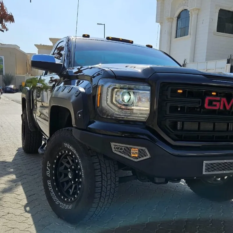 2014 جي أم سي سييرا in Dubai