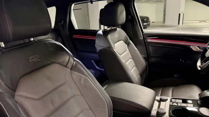2022 Volkswagen Touareg in Dubai