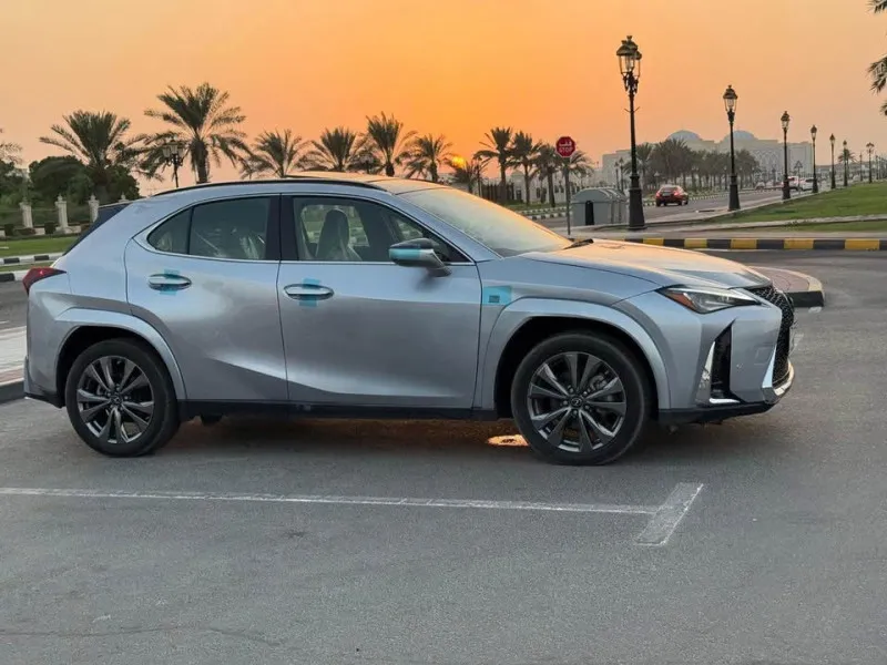 2024 لكزس UX - يو اكس in Dubai