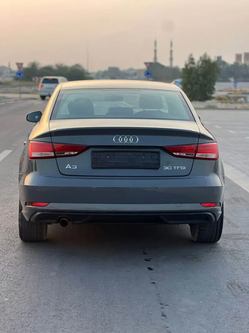 2017 اودي آي ٣ in Dubai