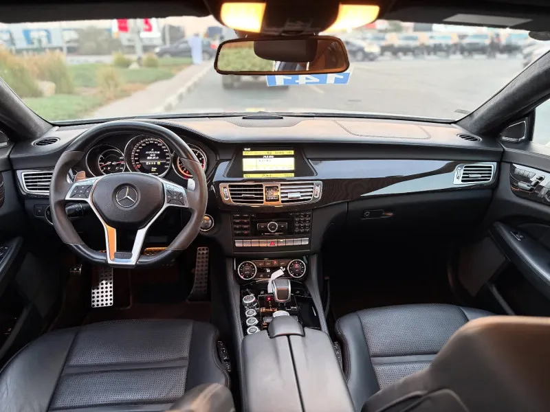 2011 Mercedes-Benz CLS in Dubai