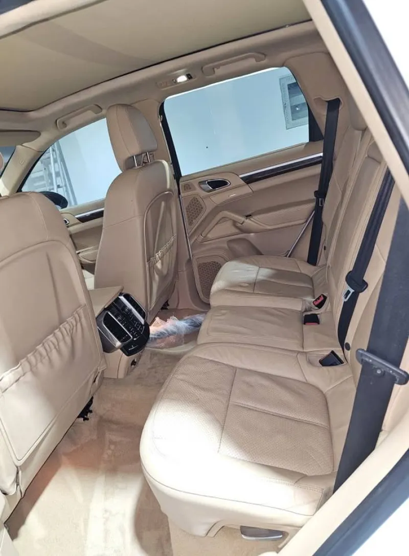 2013 Porsche Cayenne in Dubai