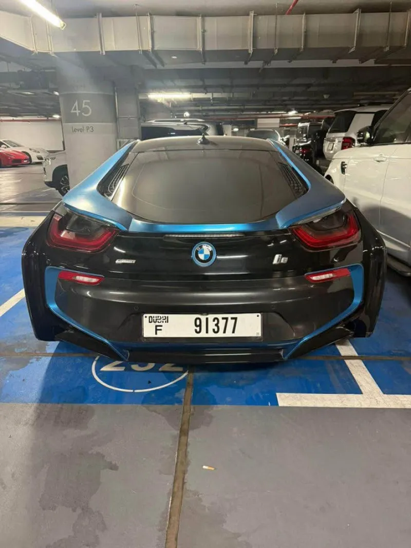 2014 BMW i8 in Dubai