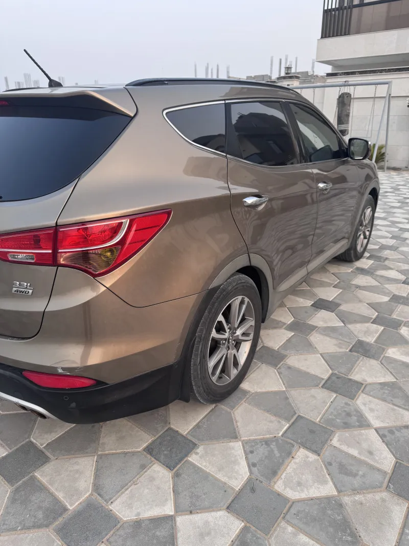 2013 Hyundai Santa Fe in Dubai