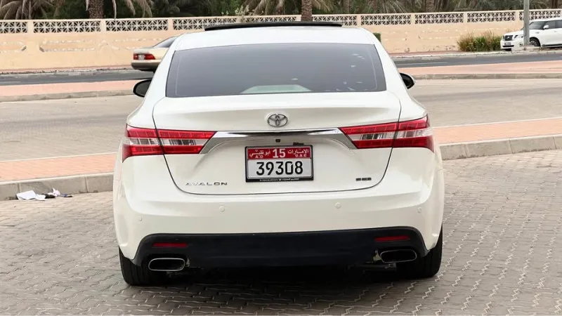 2014 Toyota Avalon in Dubai