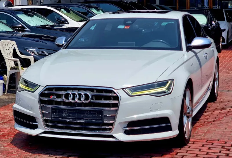 2016 Audi S6 in Dubai