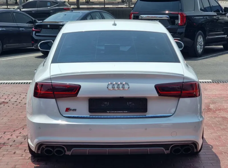 2016 Audi S6 in Dubai