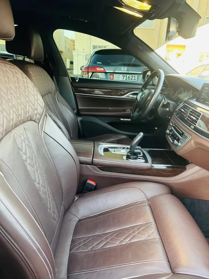 2017 BMW 7-Series in Dubai