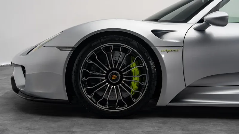 2015 Porsche 918 Spyder in Dubai