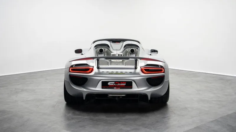 2015 Porsche 918 Spyder in Dubai