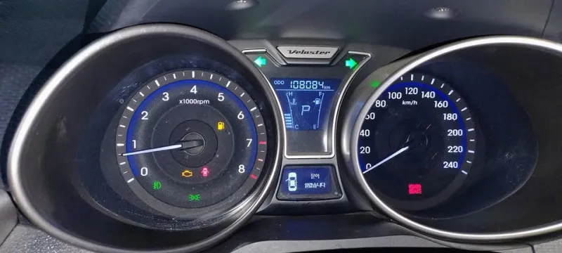 2013 Hyundai Veloster in Dubai