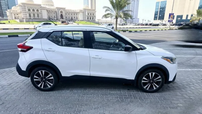 2020 نيسان كيكس in Dubai