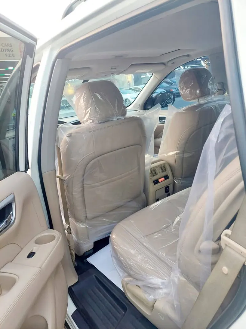 2017 Nissan Pathfinder in Dubai