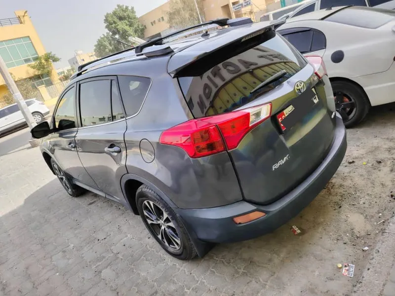 2013 تويوتا راف ٤ in Dubai