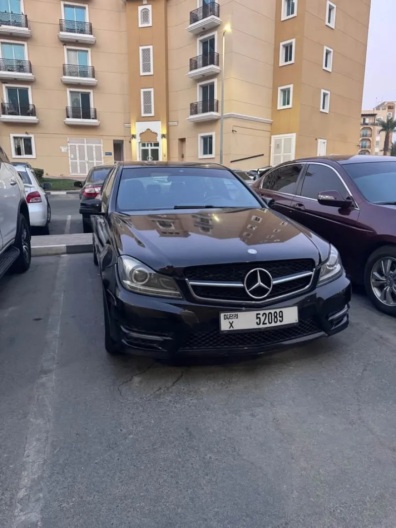 2014 مرسيدس-بنز آلفئة - C in Dubai