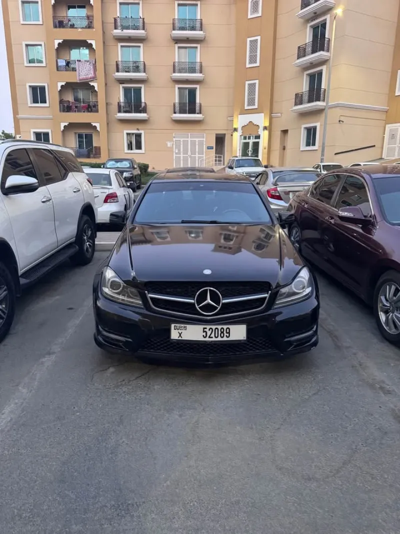 2014 مرسيدس-بنز آلفئة - C in Dubai