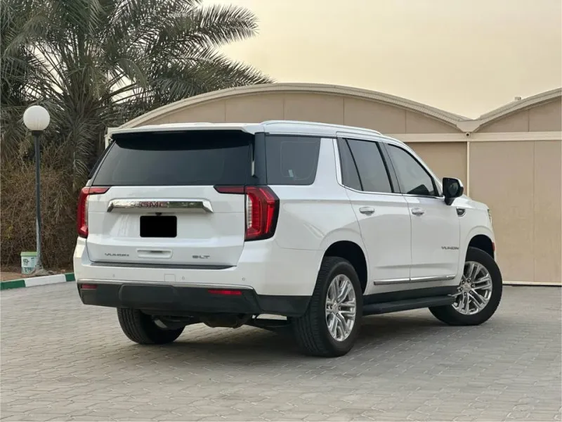 2022 GMC Yukon in Dubai