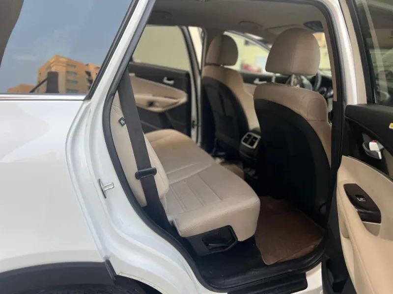 2019 Kia Sorento in Dubai