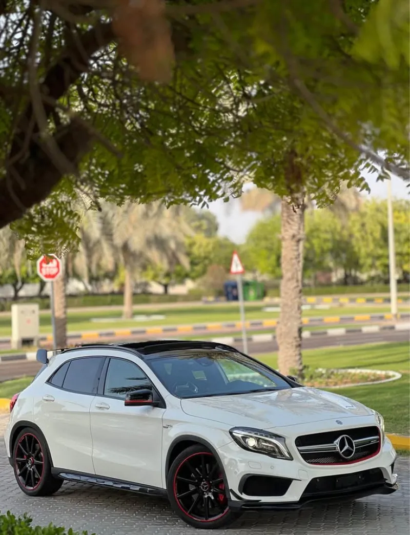 2015 مرسيدس-بنز GLA - جي ال اي in Dubai