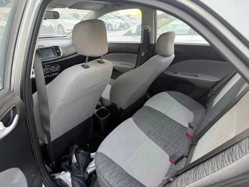 2021 Kia Pegas in Dubai