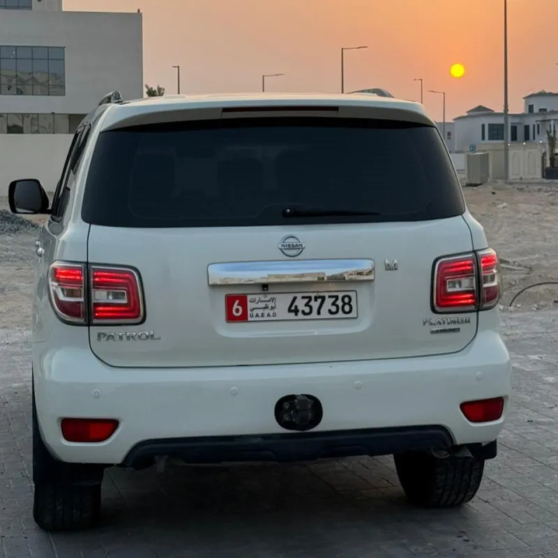 2017 نيسان باترول in Dubai