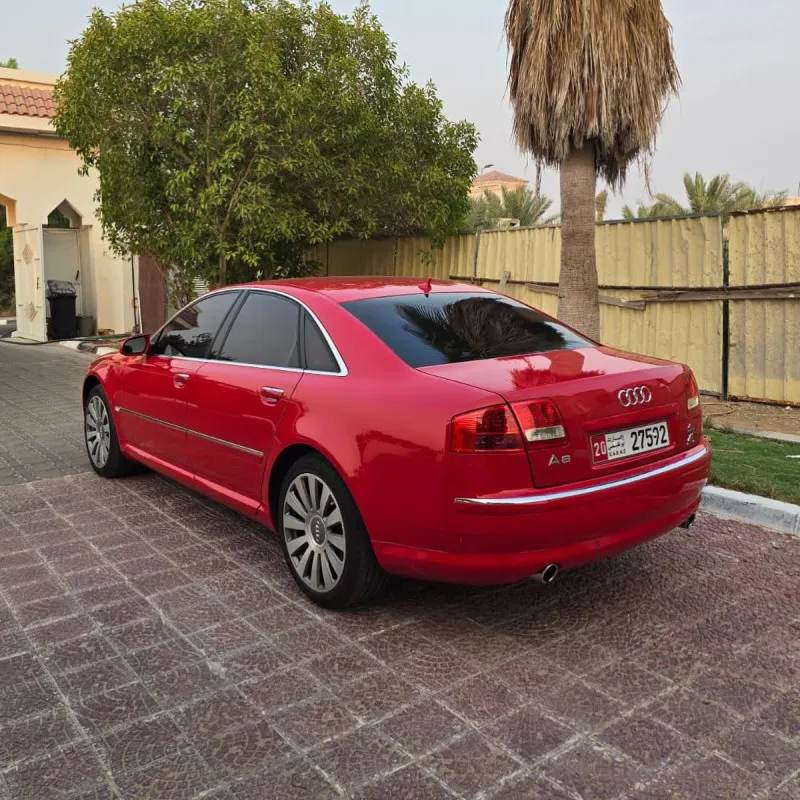 2005 اودي آي ٨ in Dubai
