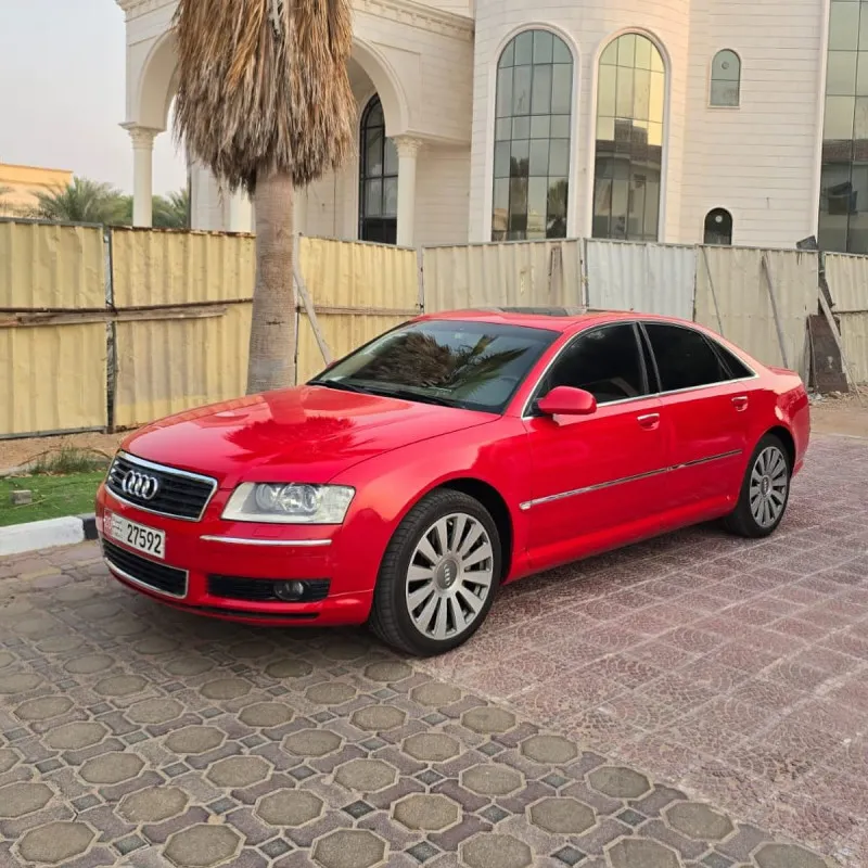 2005 اودي آي ٨ in Dubai