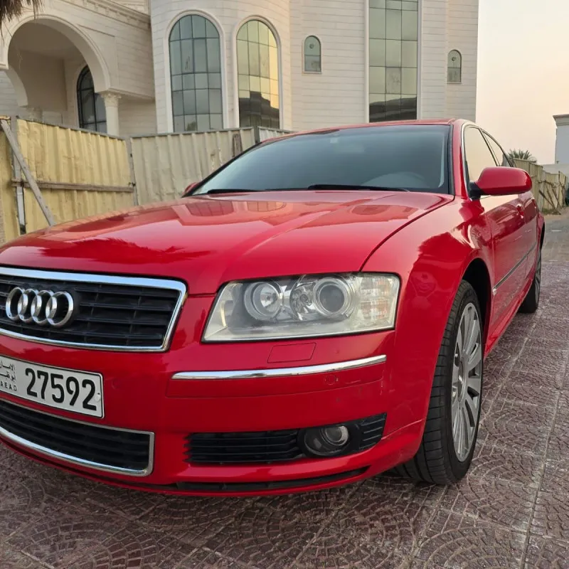 2005 اودي آي ٨ in Dubai