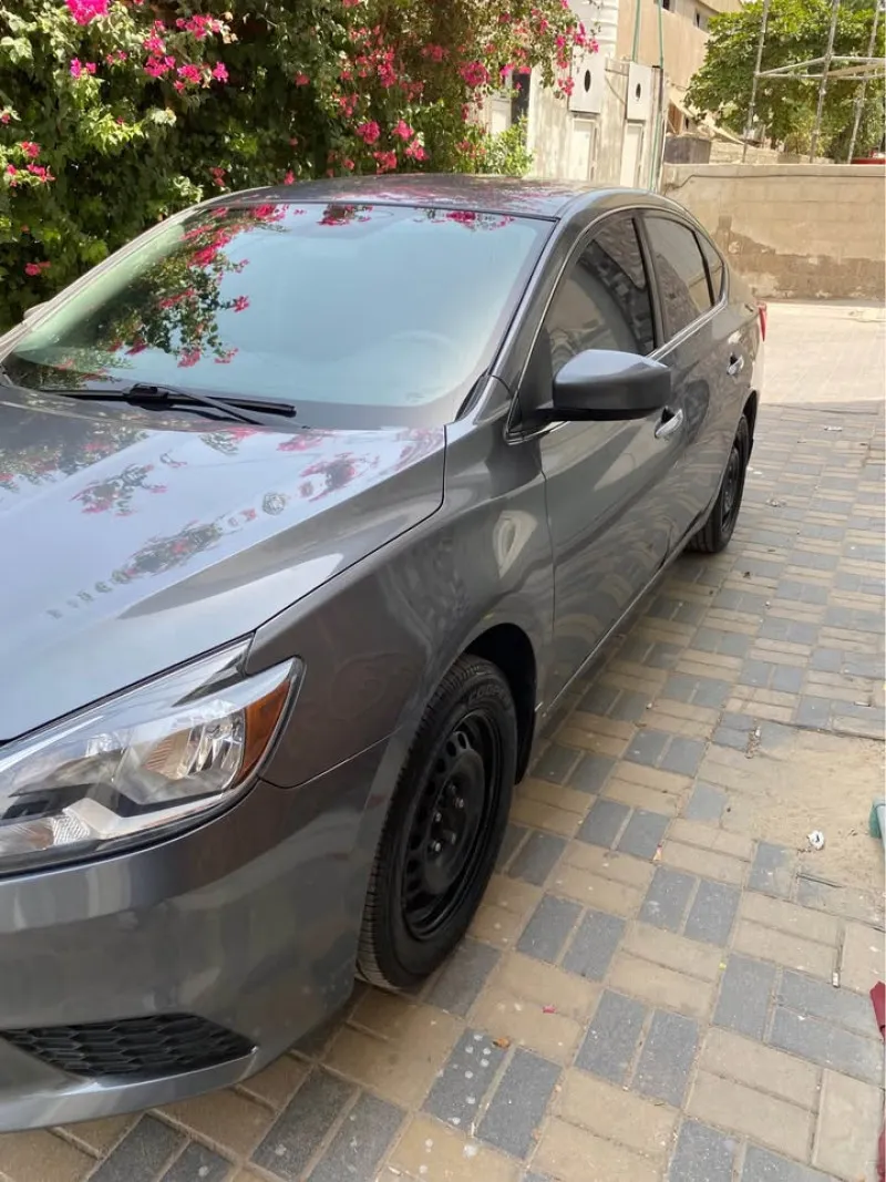 2017 نيسان سنترا in Dubai