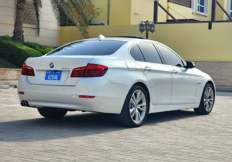 2015 بي أم دابليو الفئة - 5 in Dubai