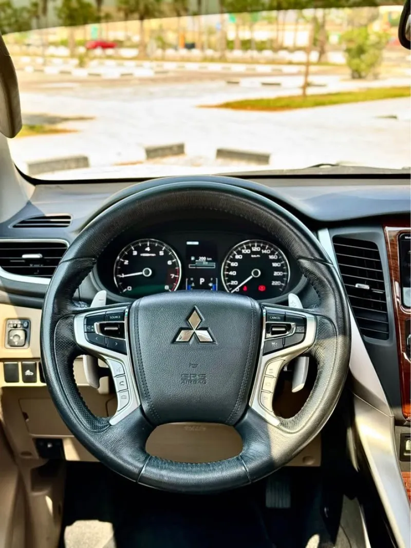 2017 Mitsubishi Montero in Dubai