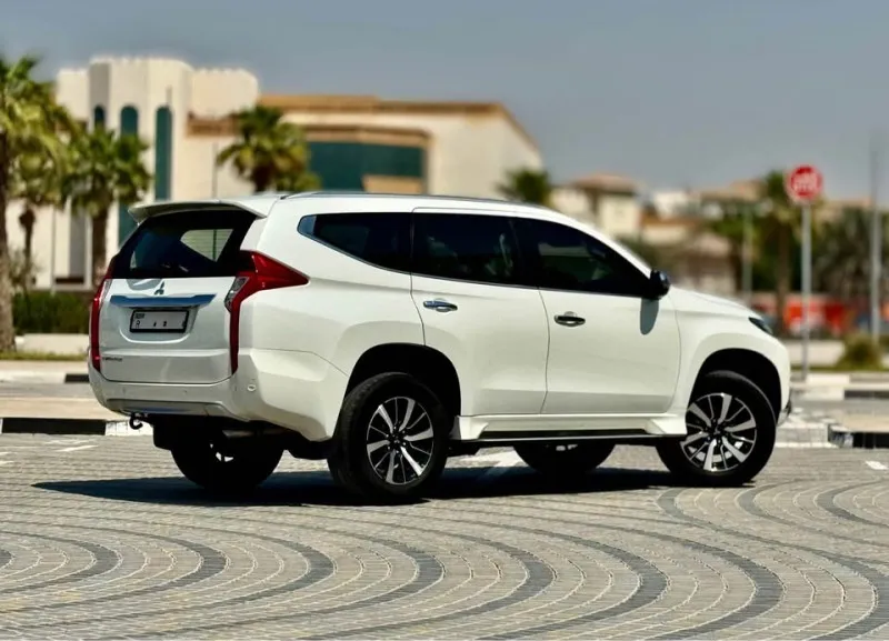 2017 Mitsubishi Montero in Dubai