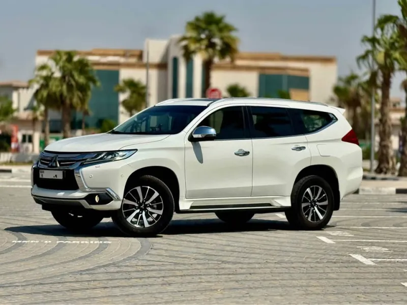 2017 Mitsubishi Montero in Dubai