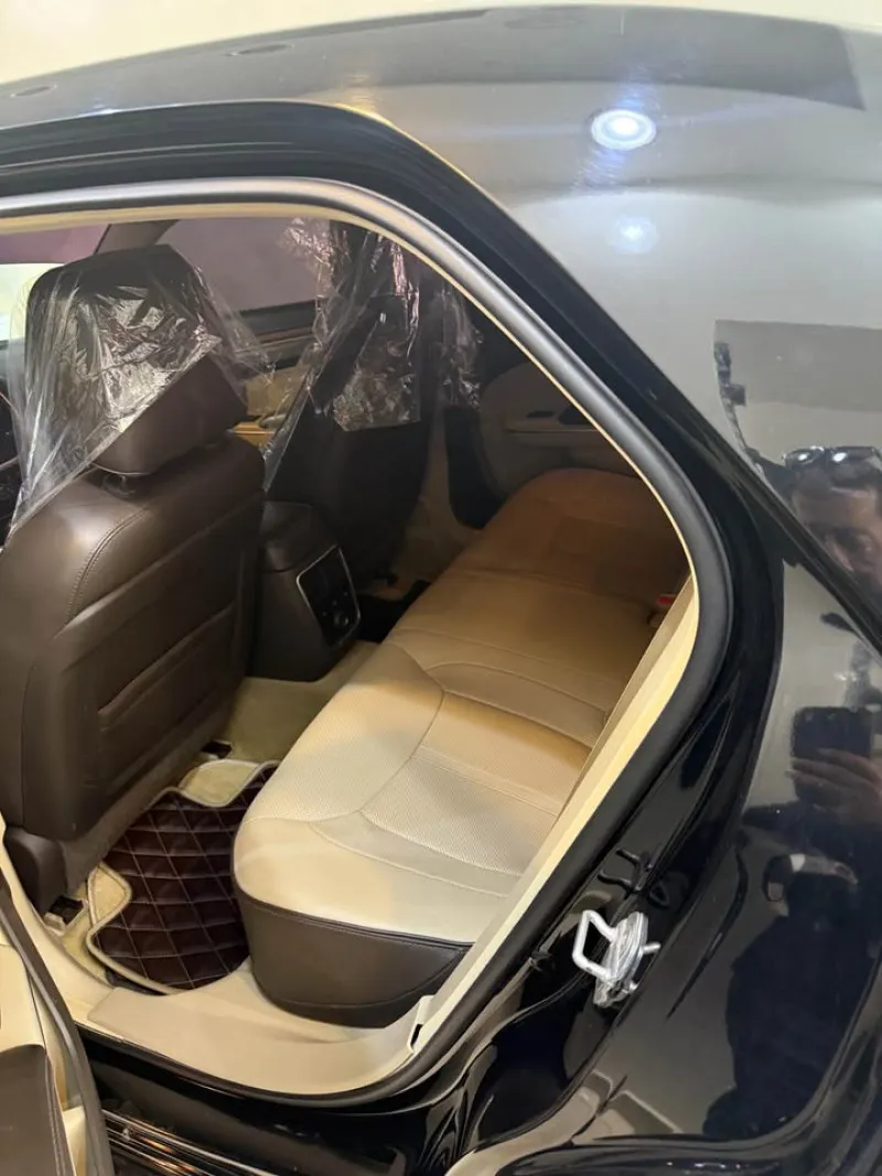 2012 Chrysler 300 in Dubai