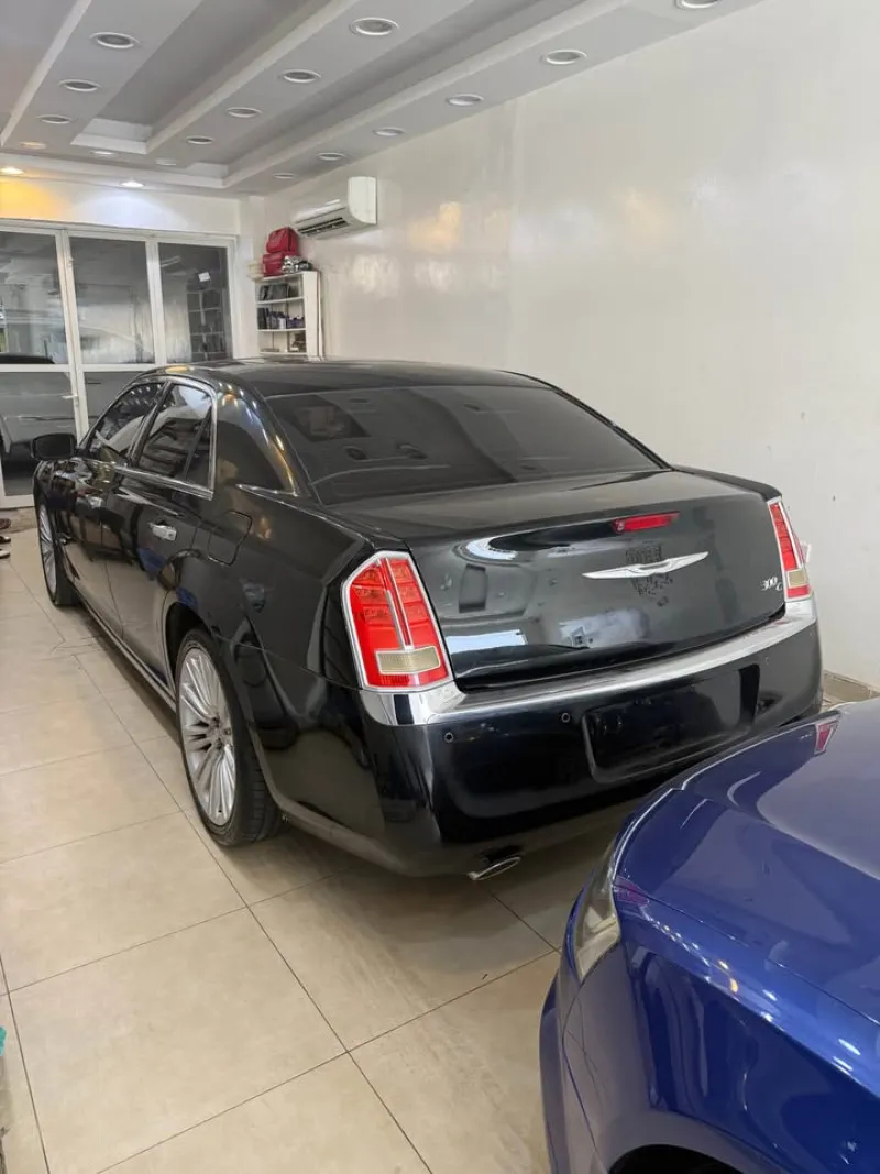 2012 Chrysler 300 in Dubai