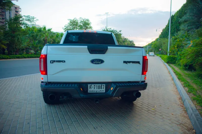 2017 Ford Raptor in Dubai