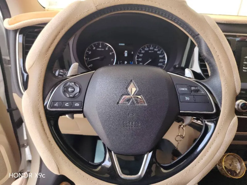2022 Mitsubishi Outlander in Dubai