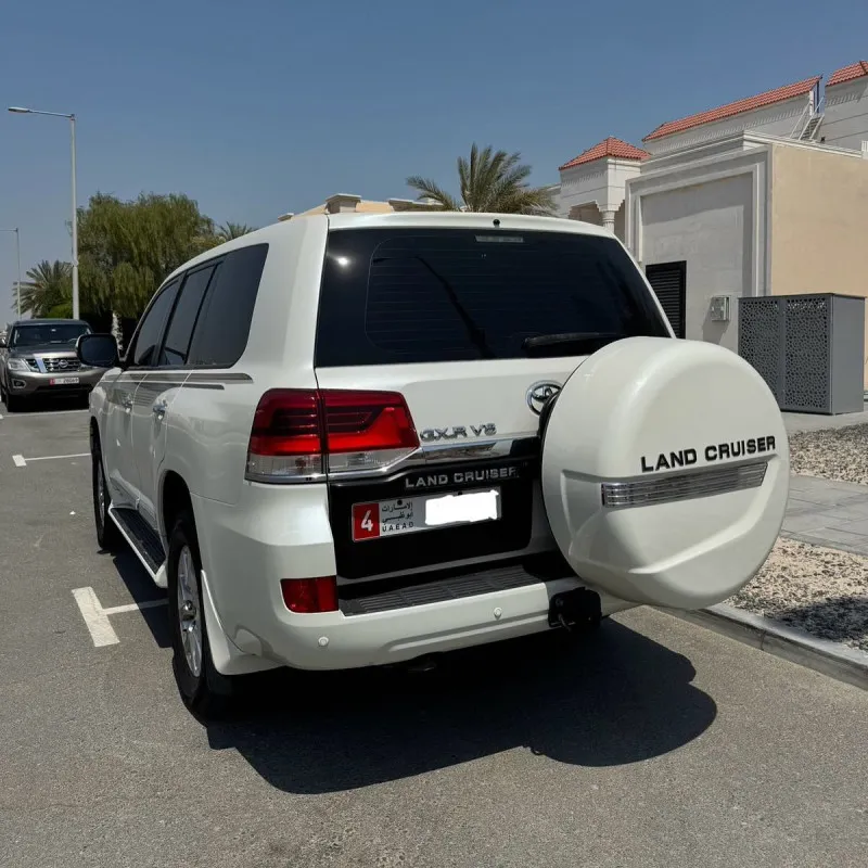 2016 Toyota Land Cruiser in Dubai