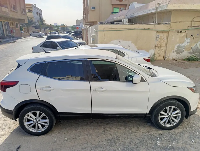 2019 Nissan Rogue in Dubai